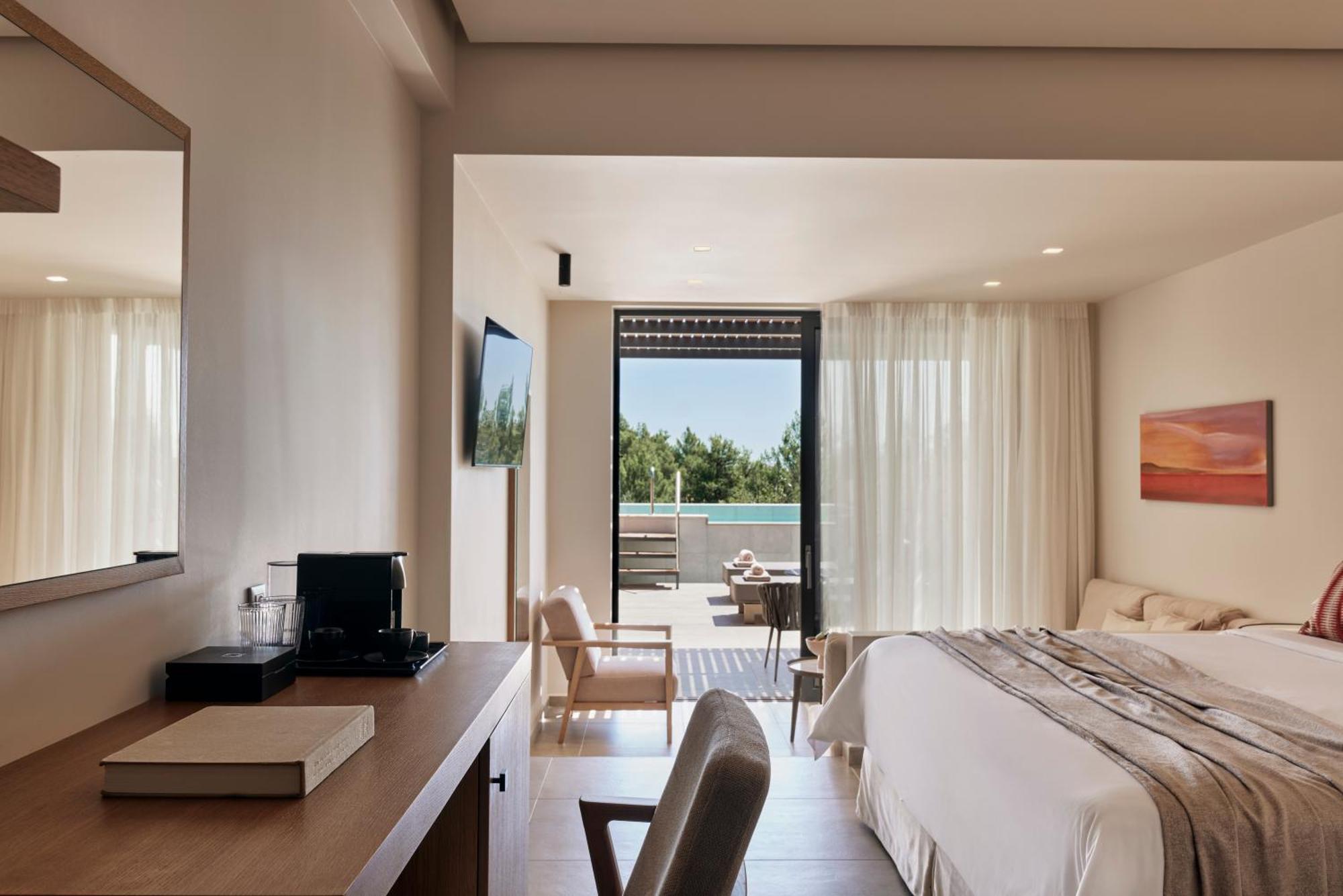 Celestial All Suites Afrato Habitación foto